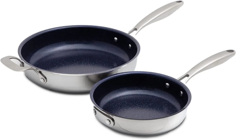 The electromagnetic frying pan can precisely control the temperature, ranging from 100°F to 575°F with intervals of 5°F. The pan body is dark in color, which can add complex charred aromas and flavors. The power is 3 watts. The specifications are 600 P9