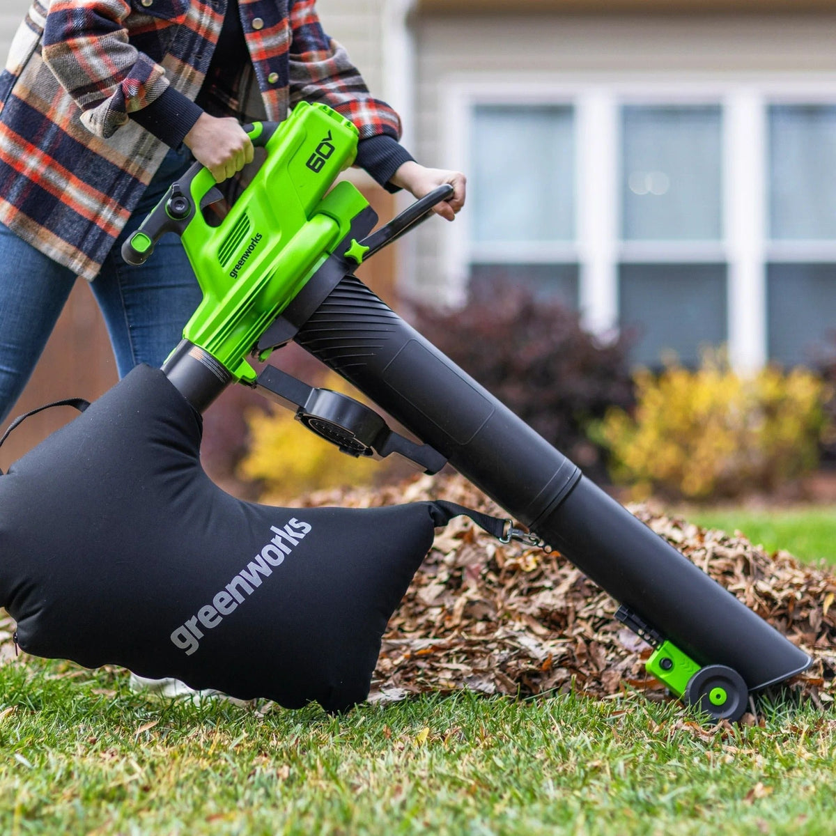 Greenworks 60V 520 CFM/240 MPH Blower Vacuum with 4Ah Battery