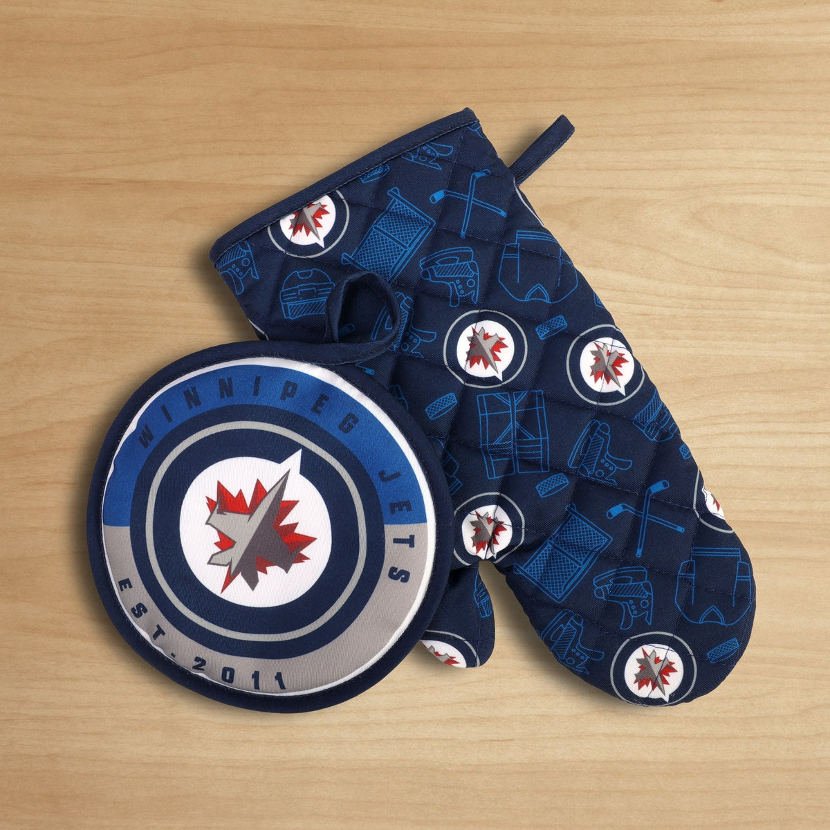 NHL Winnipeg Jets Kitchen Oven Mitt Pot Holder Set, 2-pc
