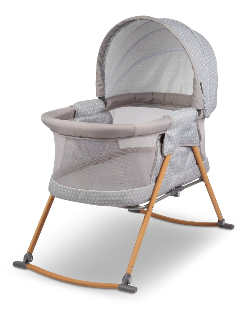 Safety 1st Amherst Rocking Baby Bassinet C8