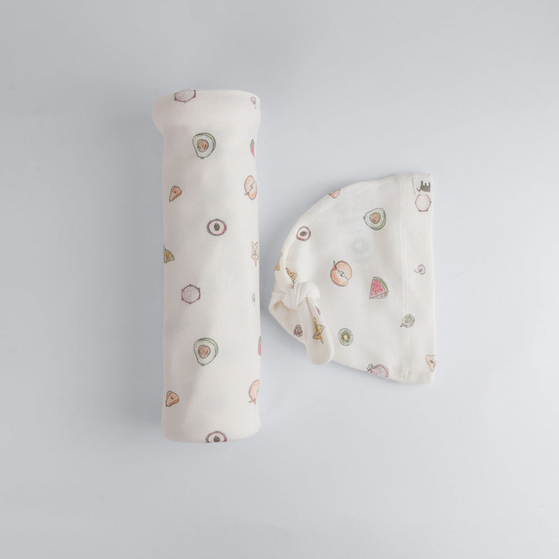 The Elk Baby Fruit Print Premium Organic Cotton Blanket and Beanie Set B9