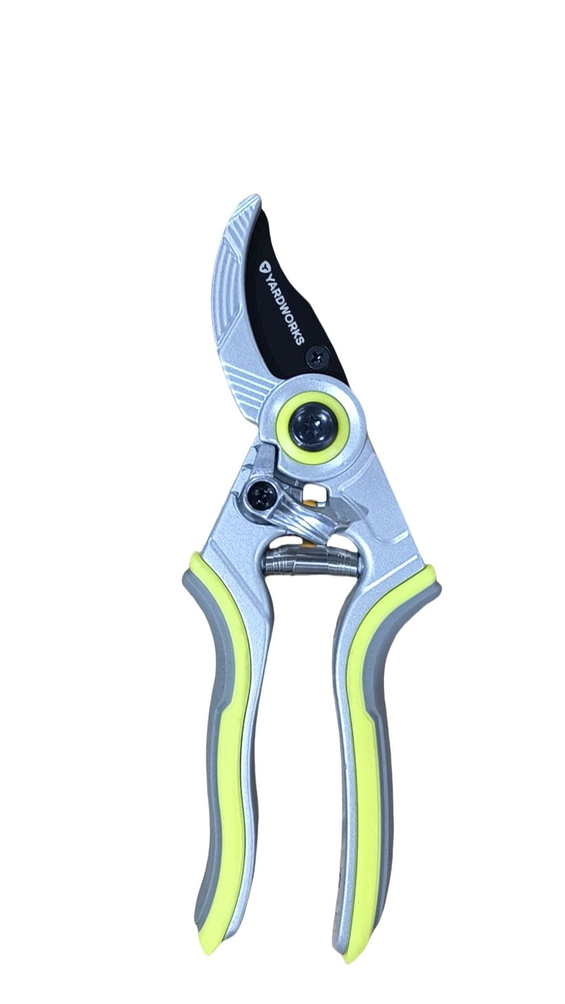 Yardworks Anvil Pruner with Safety Lock U3